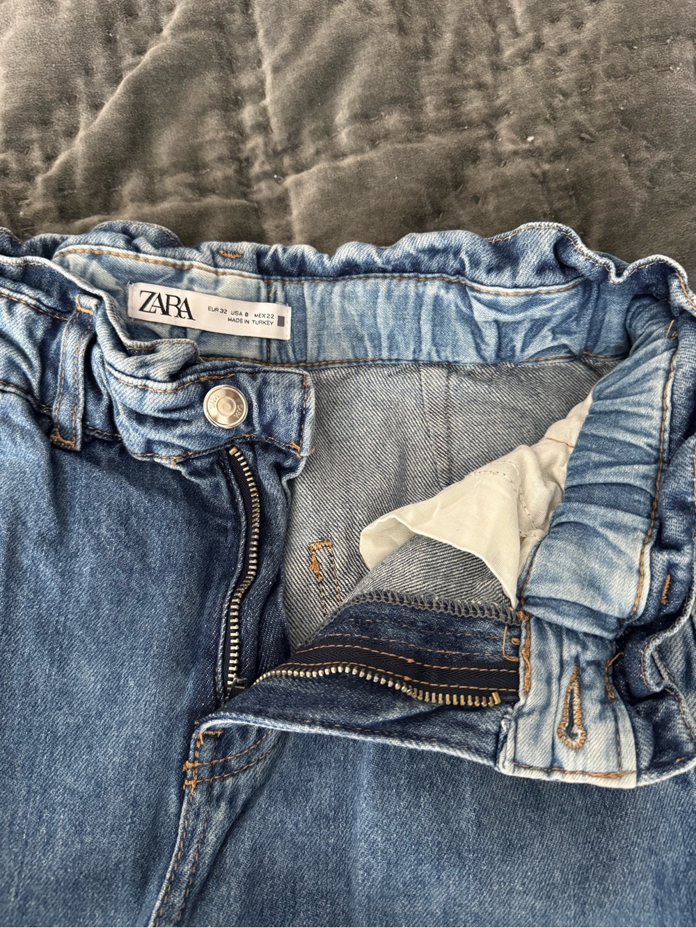 Zara Relaxed Medium Light Blue Denim Jeans with Paperbag Waist 0 - Picture 7 of 8
